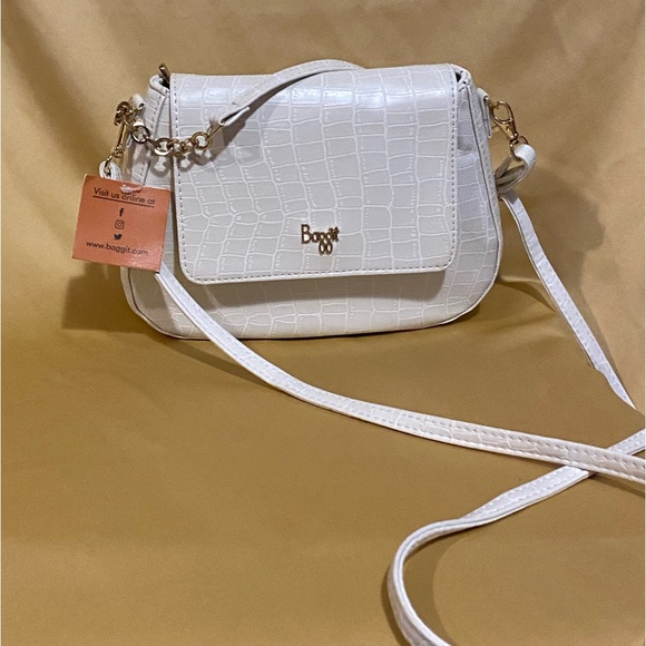 NWT BAGGIT LEO FOLIO CROCODILE WHITE SLING BAG - Picture 10 of 14